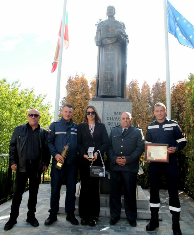 Фондация „Българска памет“ награди свиленградските огнеборци