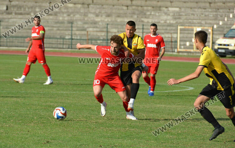 „Саяна Хасково“ победи „Ботев“ за трети пореден успех в шампионата