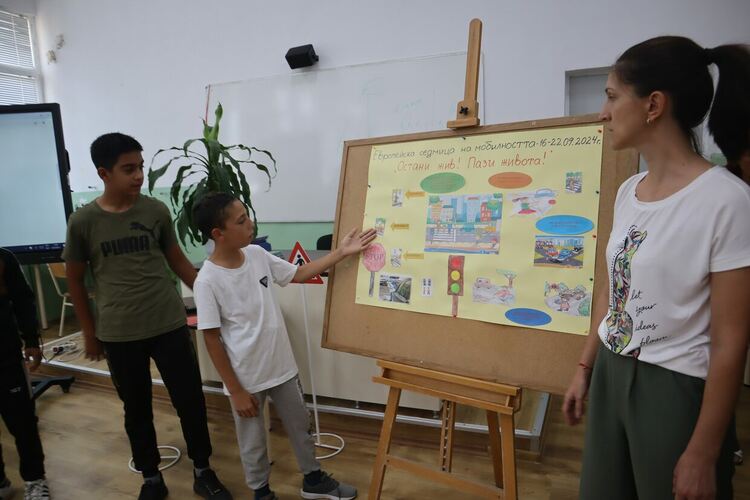 В ОУ"П.Яворов" с призив "Остани жив!Пази живота!" на пътя