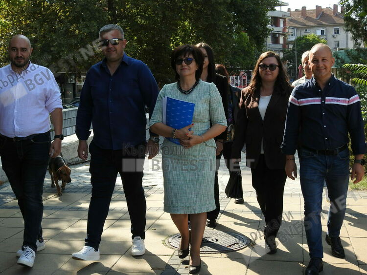 ГЕРБ регистрира пълна листа за народни представители,цели се в мандат в 9 МИР