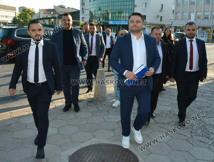 Депутатът Мюмюн Мюмюн води листата на „Алианс за права и свободи“ в Хасково