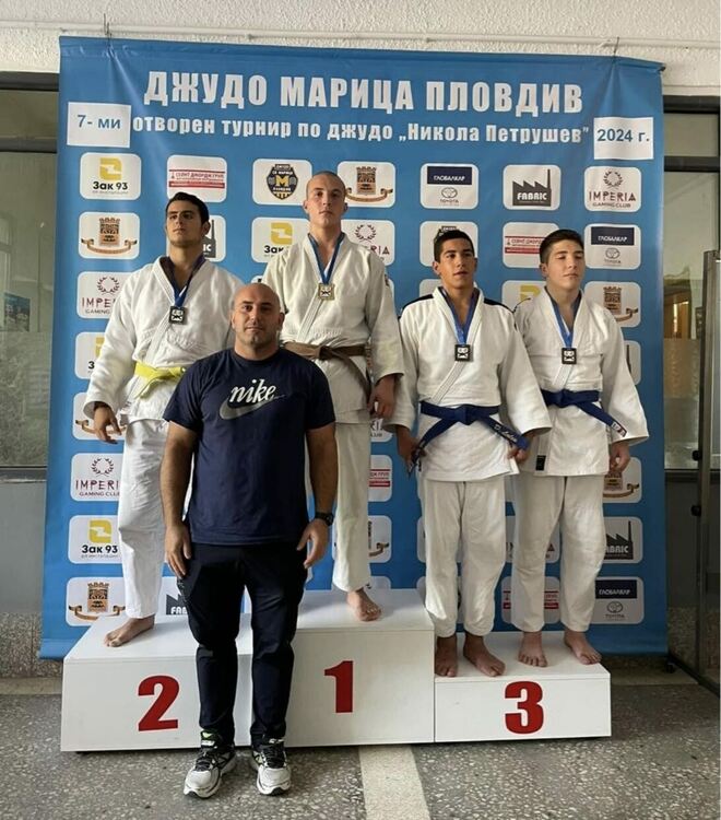 Победител Антон Димитров