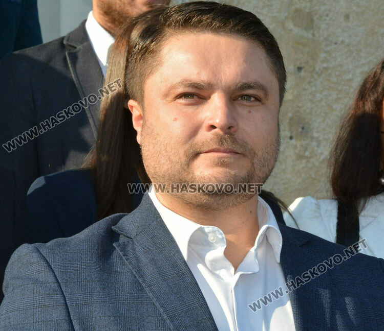 Депутатът Мюмюн Мюмюн води листата на „Алианс за права и свободи“ в Хасково