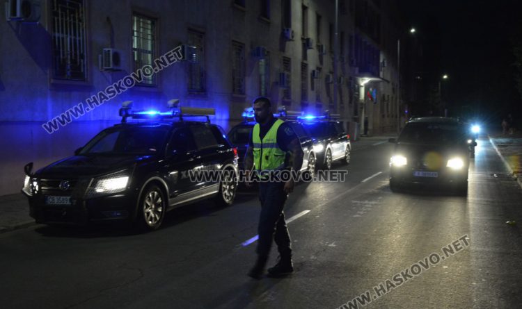 ЦИК отмени имунитета на Мюмюн Искендер, привърженици протестират пред ареста в Хасково