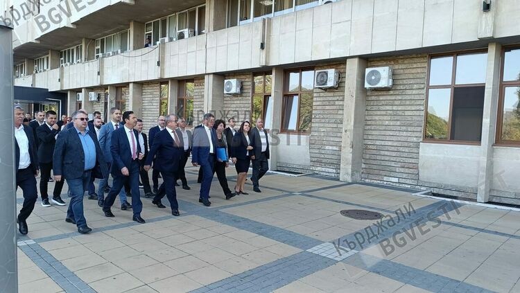 Ахмед Доган води листата на Алианс за права и свободи в Кърджали