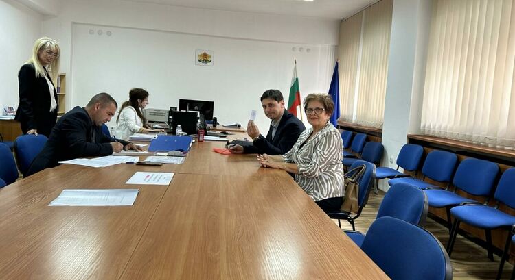 „БCΠ – OБEДИHEHA ЛEBИЦA“ peгиcтpиpa лиcтa си, вижте имената на кандидат -депутатите