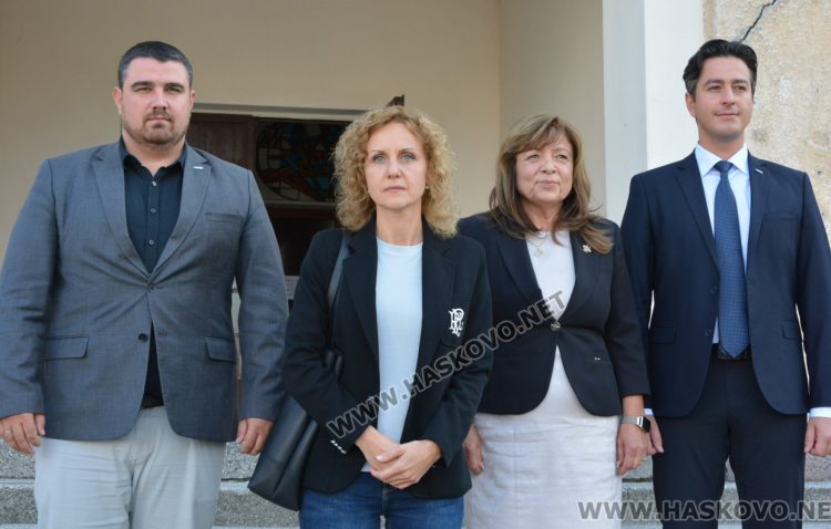 Асен Василев, Катя Панева и Гинка Райчева оглавяват листата на ПП-ДБ