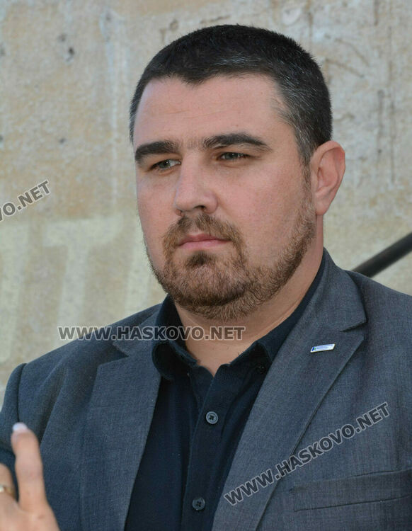 Асен Василев, Катя Панева и Гинка Райчева оглавяват листата на ПП-ДБ