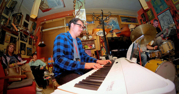 Музика, настроение и творчески заряд при откриването на „Хасково джаз“ 