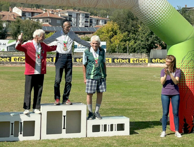 Отличия за „Компас '94“ на Държавното първенство в Дряново