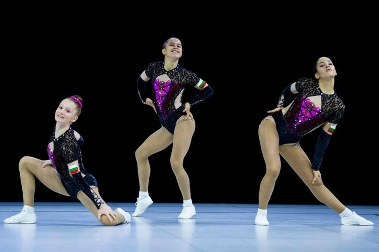 Състезателите на „Мега Спорт“ се завърнаха със злато от Световно първенство в Италия