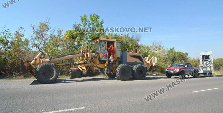 Започна дългоочакваният ремонт на стария път от Хасково към Пловдив