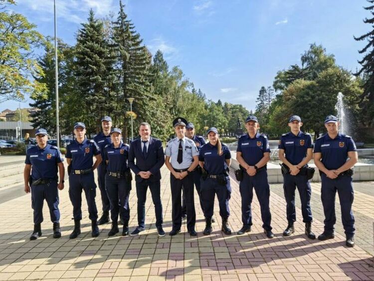 Общинската полиция в Перник вече работи с пълен състав