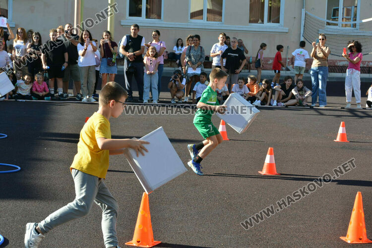 Спортни легенди вдъхновиха децата от СУ „Св. Кл. Охридски“ в Хасково