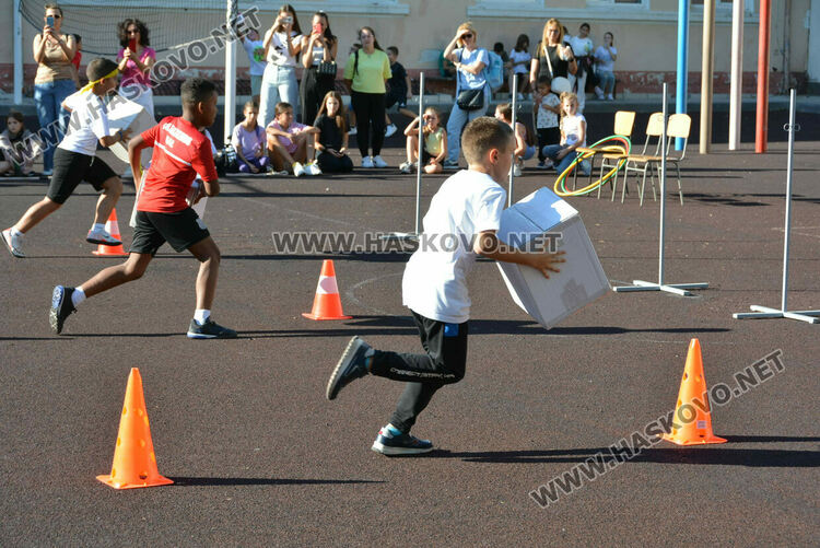 Спортни легенди вдъхновиха децата от СУ „Св. Кл. Охридски“ в Хасково