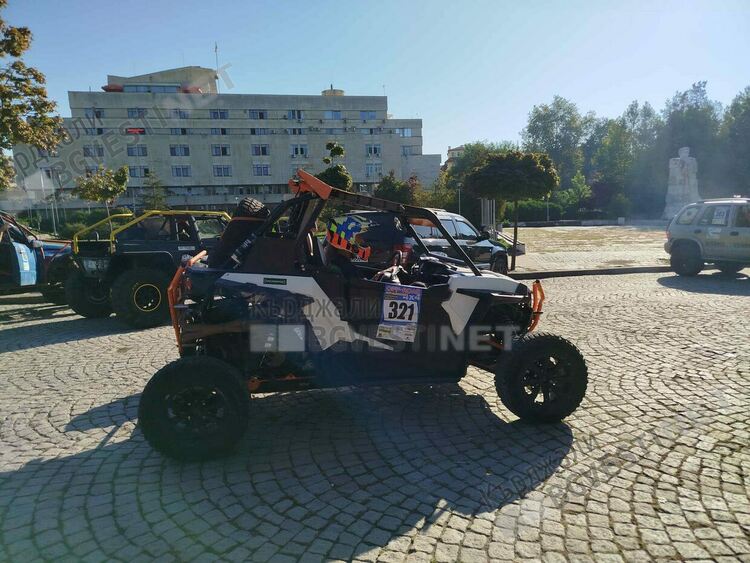 В Кърджали бе даден старт на международното състезание „Офроуд 4x4“