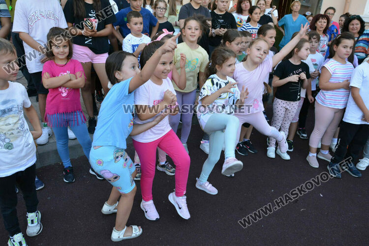 Спортни легенди вдъхновиха децата от СУ „Св. Кл. Охридски“ в Хасково