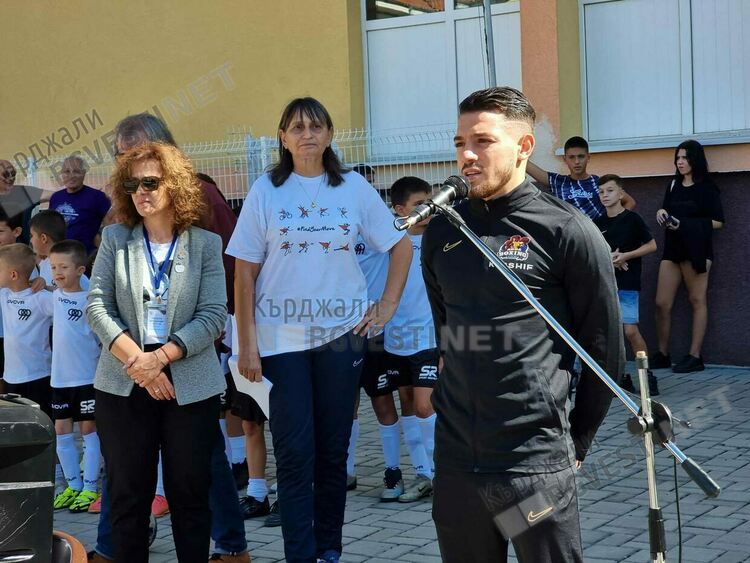 СУ“Отец Паисий“ отбеляза Европейския ден на спорта заедно с успешните спортисти на Кърджали 