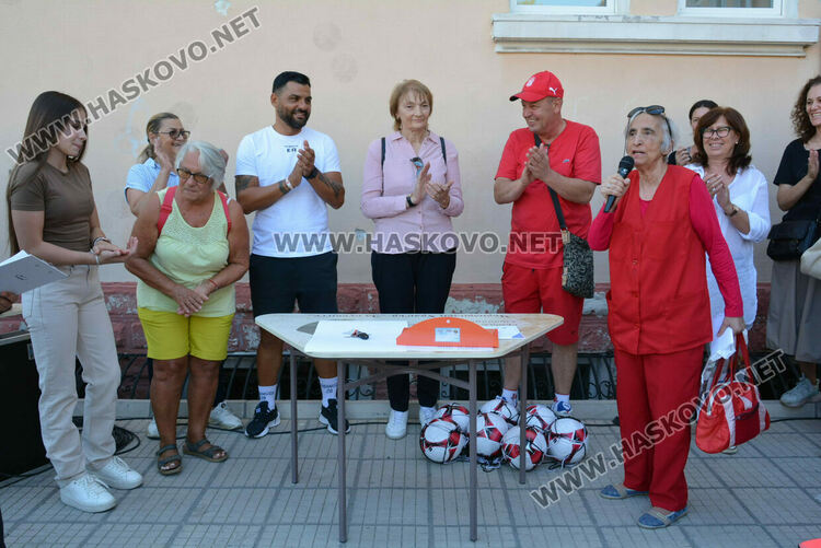 Спортни легенди вдъхновиха децата от СУ „Св. Кл. Охридски“ в Хасково