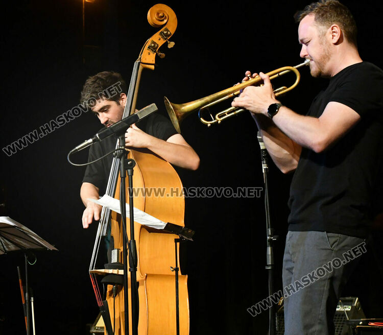 Три групи в поредната вечер на „Хасково джаз“ 