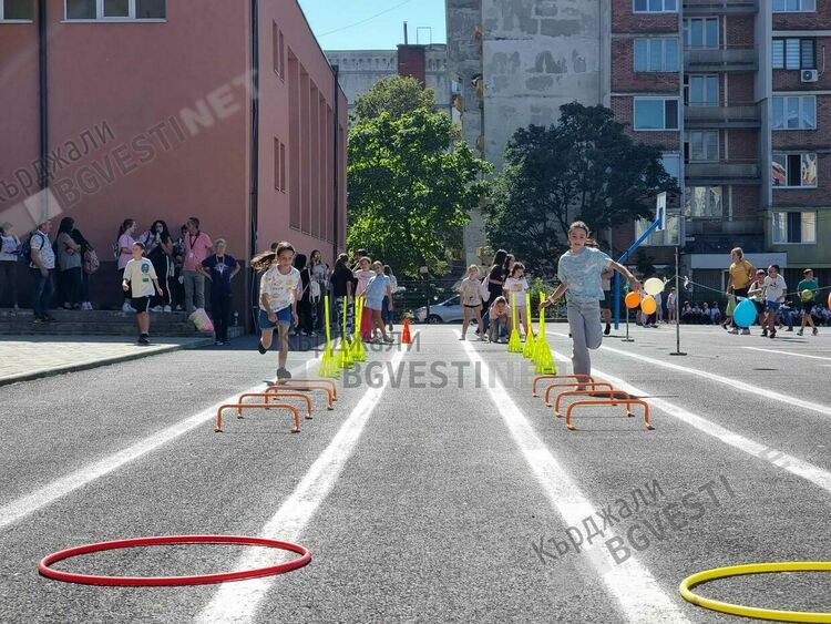 СУ“Отец Паисий“ отбеляза Европейския ден на спорта заедно с успешните спортисти на Кърджали 