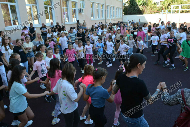 Спортни легенди вдъхновиха децата от СУ „Св. Кл. Охридски“ в Хасково