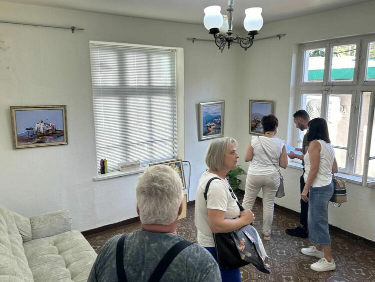 Самостоятелна изложба откри Тоска Запрянова в своята галерия