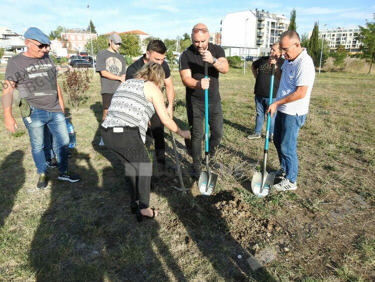 Коалиция ПП-ДБ откри предизборната си кампания в Кърджали,засади гора на Промяната