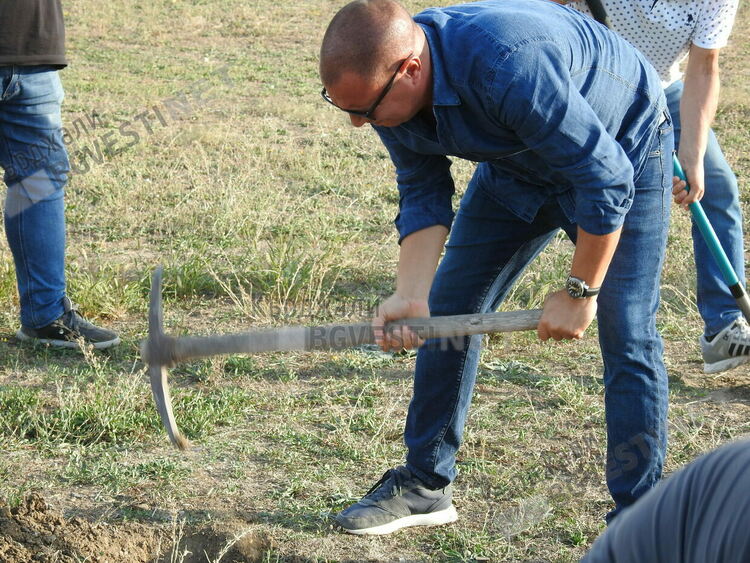 Коалиция ПП-ДБ откри предизборната си кампания в Кърджали,засади гора на Промяната