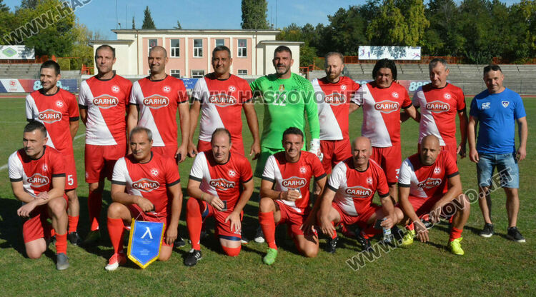 Валери Божинов се превърна в атракция на Ямача. Купата „Сашо Костов“ е синя! 