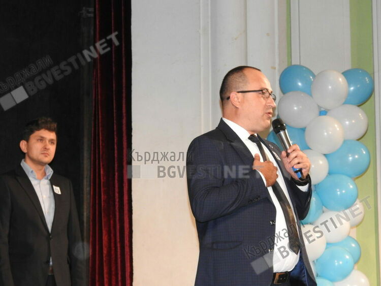 Алианс за права и свободи в Кърджали:Д-р Ахмед  Доган ни даде Родина!