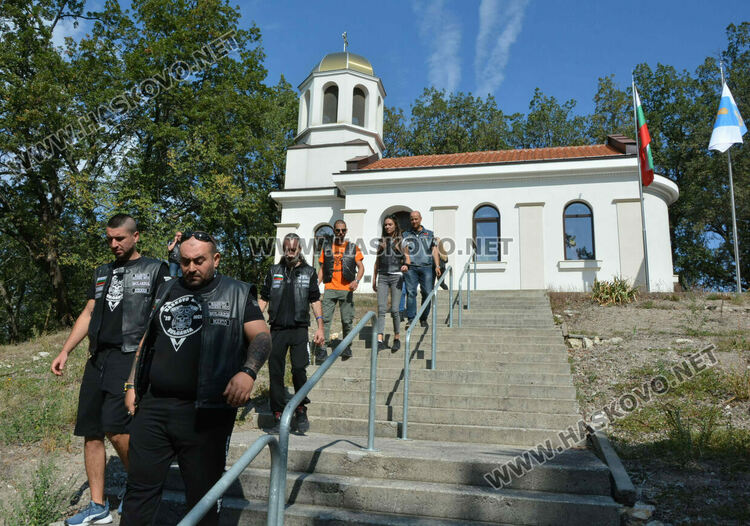 Мотошествие в памет на загиналите мотористи  мина по улиците на Хасково