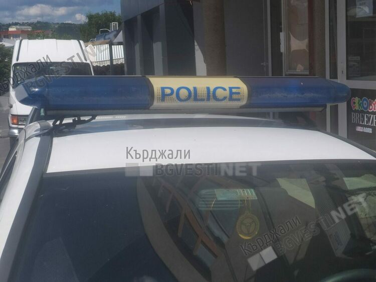 Задържаха момчилградчанин с наркотик