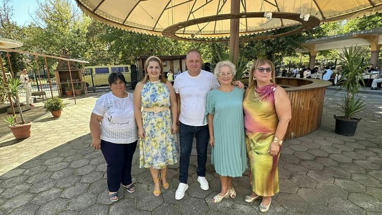 Международният ден на възрастните хора събра пенсионерските клубове