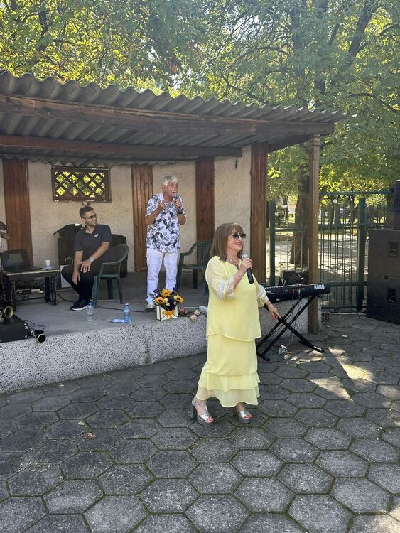 Международният ден на възрастните хора събра пенсионерските клубове