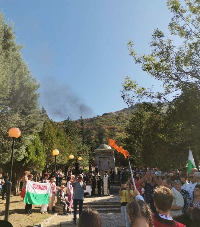 Тракийци участваха в Националното поклонение в памет на прокудените им предци