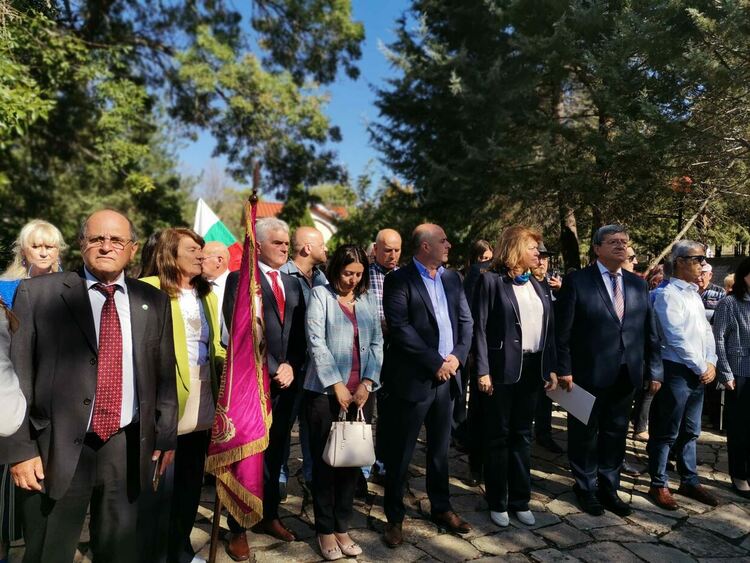 Тракийци участваха в Националното поклонение в памет на прокудените им предци