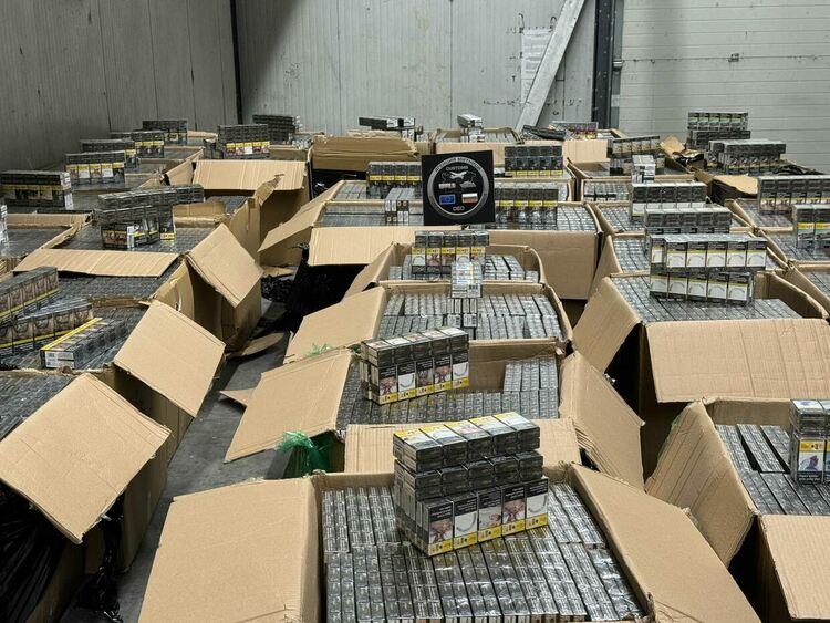 Снимки: Агенция „Митници“ и Прокуратурата