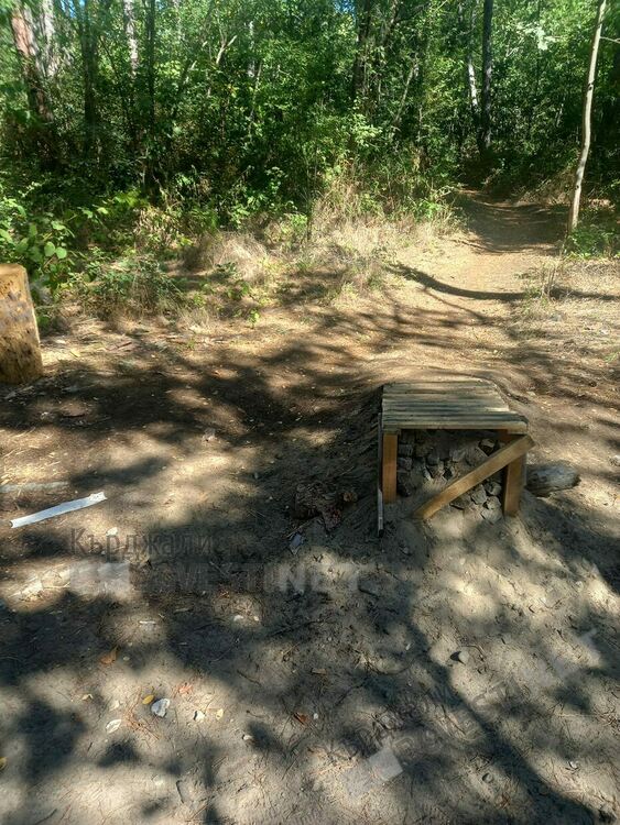 Незаконна рампа за велосипедисти в парк „Простор” взриви социалните мрежи