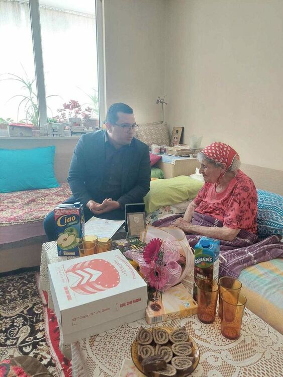 Кметът Здравко Иванов уважи 100-годишна юбилярка 