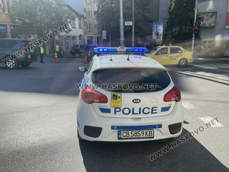 Блокади и задръствания от коли в Хасково заради протеста за Мюмюн Искендер