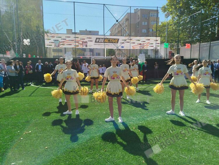 Министър Георги Глушков откри многофункционална спортна площадка в кв."Възрожденци" на Кърджали