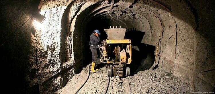 Уранова мина в Техеран