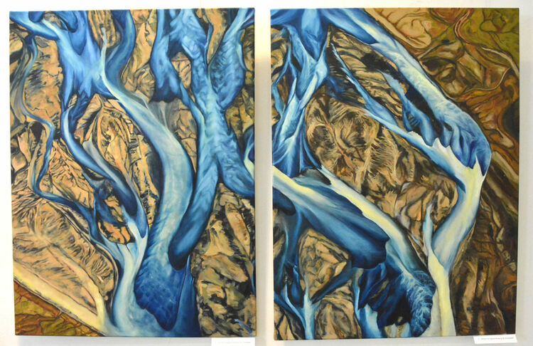  Тия Толева представи изложбата си „Исландия - над и отвъд“