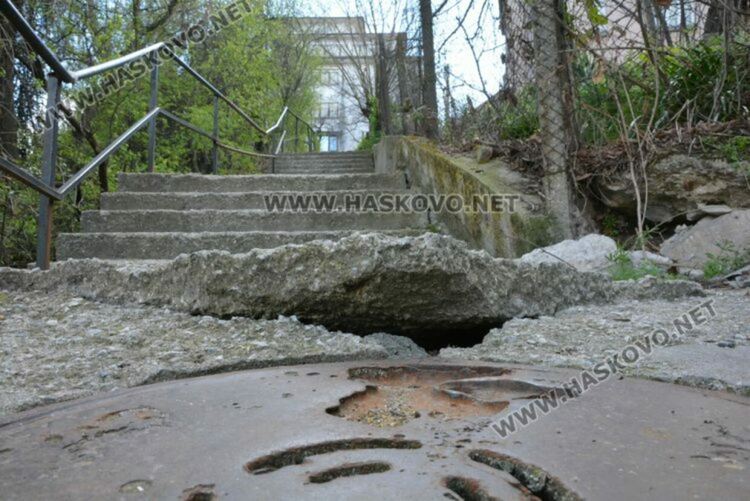 Ремонтират стълбище в Хасково с 66 000 лева
