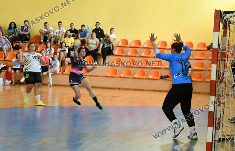 Хандбалистките на „Хасково“ с драматична загуба в последната секунда