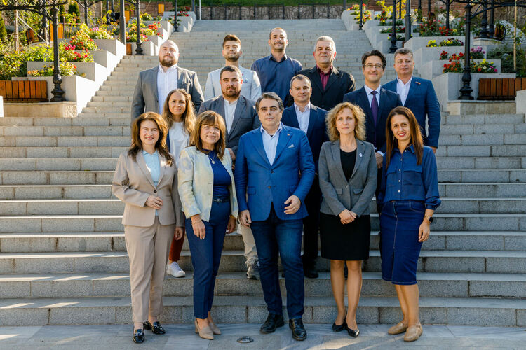 Асен Василев: Доходите трябва да вървят нагоре, повече инвестиции в образованието и здравеопазването