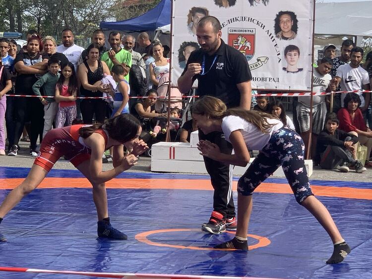 Георги Димитров отново е шампион в турнир по борба в Симеоновград 