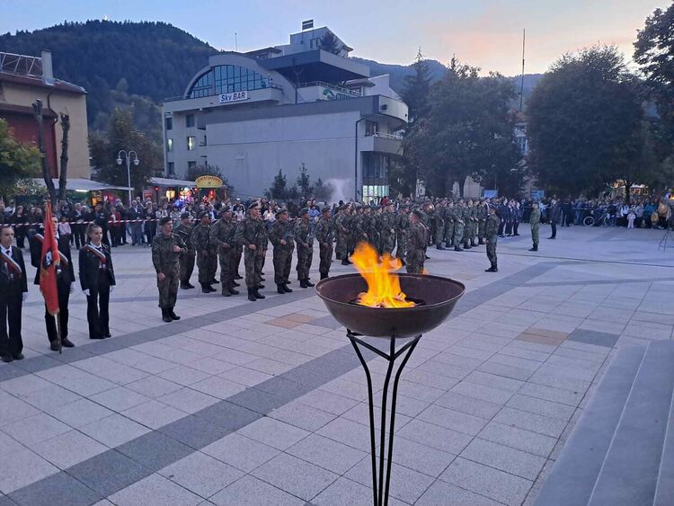 Тържествена заря-проверка по случай 112 години от Освобождението на град Девин и региона