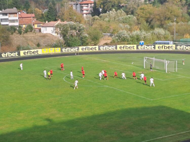 Родопа победи Карнобат с 5:1